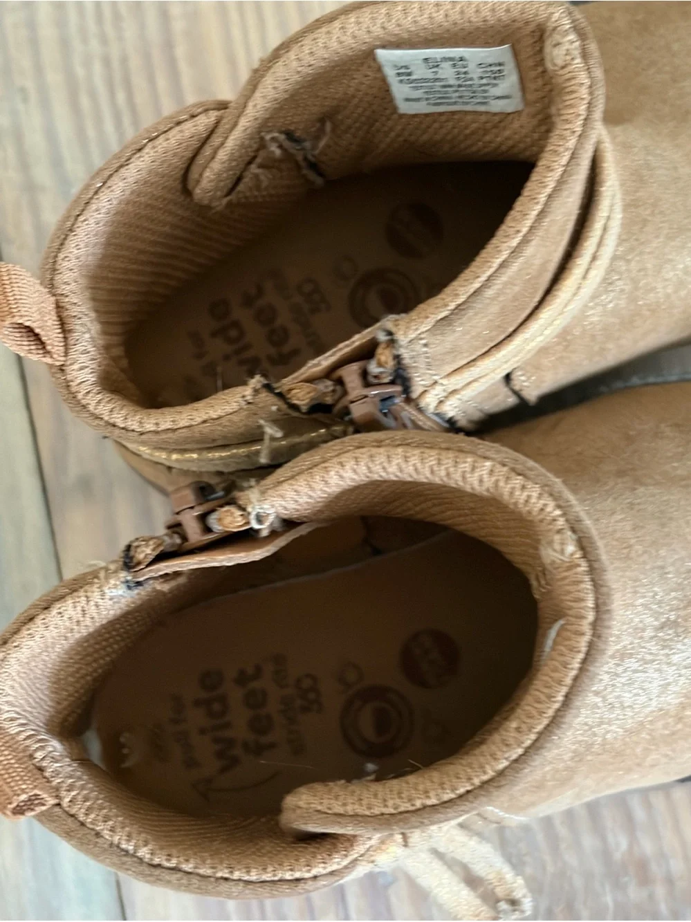 Stride Rite Toddler Leather Ankle Zip Booties